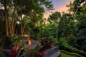 Home Hotel Bali