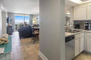 Perdido Sun Resort 908 By Pkrm