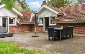 4 Bedroom Pet Friendly Home In BlÄvand