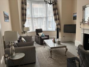 Moat Stays Victorian, Sea View!