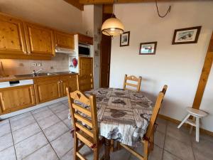 Appartement 3 pièces avec balcon sud aux Saisies - FR-1-293-190