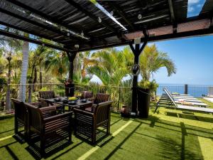 Villa Toscana Indoor & Outdoor Pool