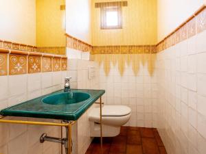 Villa Toscana Indoor & Outdoor Pool