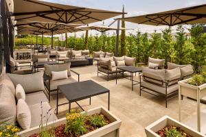 Hotels Courtyard by Marriott Lyon Eurexpo Stadium : photos des chambres