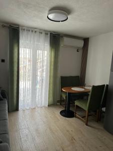 Apartment Queen