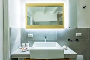 Holme Relais Santa Lucia by NapoliApartments