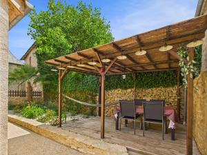 Maisons de vacances Escapade a 2 sur Auriac avec jardin cosy : photos des chambres