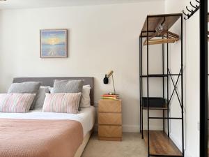 Kerensa 3 bed townhouse located close to the beach with Parking