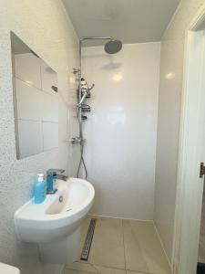 Cozy Studio close to Airport in London