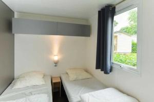 Chalets Chalet 3 etoiles - Piscine - ccbbhfa : photos des chambres
