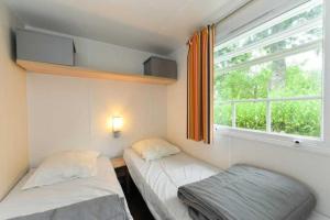 Chalets Chalet 3 etoiles - Piscine - ccbbhfa : photos des chambres