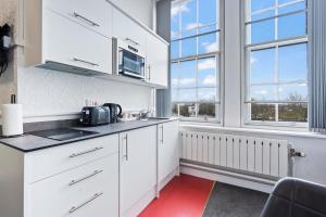 Chic, Cosy Hotel in Centre with Parking