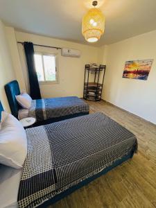 Garden city 2 BDRM apartment downtown