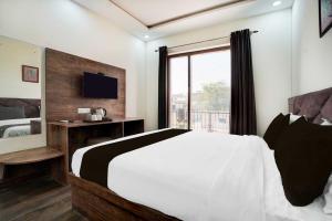 Townhouse Oak Taj Nagri Basai