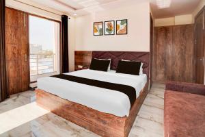 Townhouse Oak Taj Nagri Basai