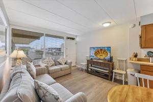 3110 Atlantic Ave, Unit 304