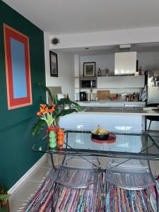 House with terrace 10 minutes from the beach