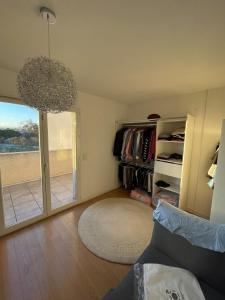 House with terrace 10 minutes from the beach