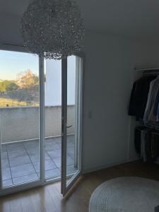 Appartements House with terrace 10 minutes from the beach : photos des chambres