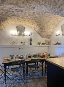 Maisons de vacances Oppida Lussan : photos des chambres