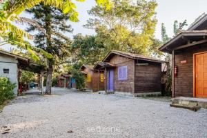 Cabanas relaxantes perto da Praia do Rosa - PRJ