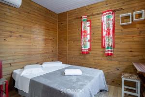 Cabanas relaxantes perto da Praia do Rosa - PRJ