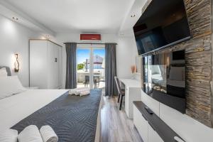 Apartments 1 with pool and private jacuzzi