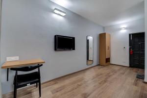 Townhouse Oak Tynampet Metro Station