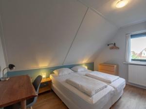 Villa in Julianadorp near the Beach