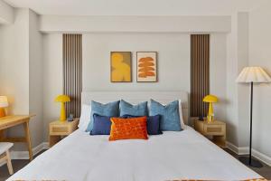 Bright Arlington Apartment - Metro Access&Parking