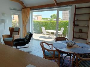 Michael, Vakantiehuisje aan zee