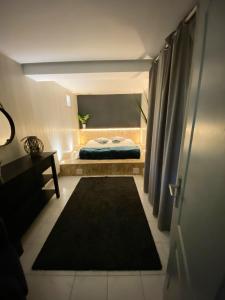 Villa 12 personnes au calme avec piscine