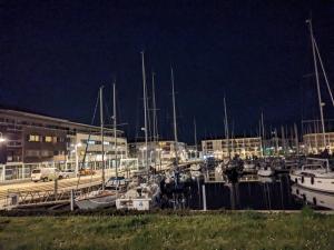Appartements duplex 60m2 dos au port de rochefort : photos des chambres