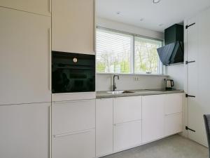 Eureka 36 bungalow for 4-guests with garden