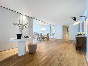 Monumental Sea&Sky by Atlantic Holiday