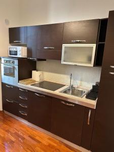 3 coins trastevere station