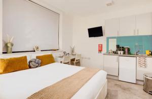 Kingston Central Suites