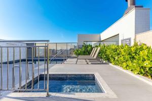 Apto Luxuoso - Condomínio com Piscina Aquecida