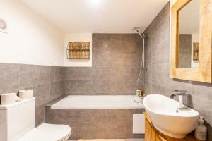 Appartements Bright apartment in the heart of the Ainay district Lyon center : photos des chambres