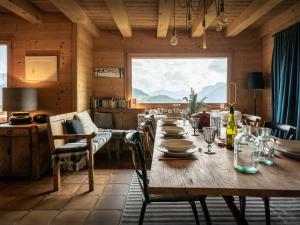 La Grange à LOurs - OVO Network