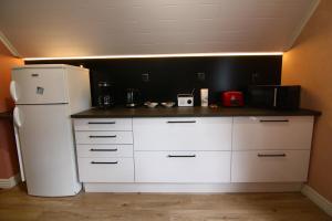 Keltaisen Kartanon Roosa