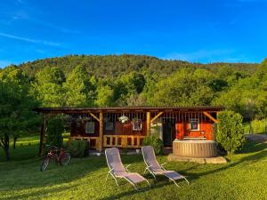 Home La Sierra with WHIRLPOOL BATH for two