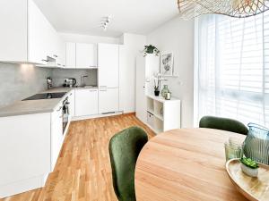 Modern 2 room apartment in downtown