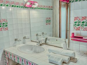 Domus Art Experience Art in the Center of Ferrara