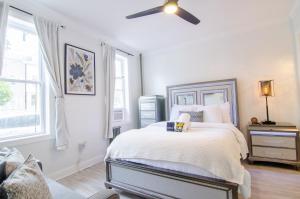 Fireflies In NYC, Cozy, Private & New