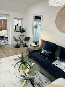 Hertford detached home garden pet friendly parking