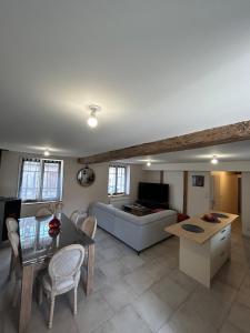 Maison avec cour