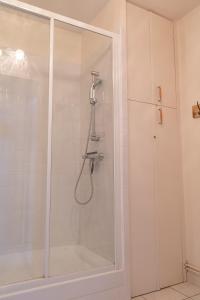 Appartements T4 - Charmant Appartement a Saint Aignan : photos des chambres