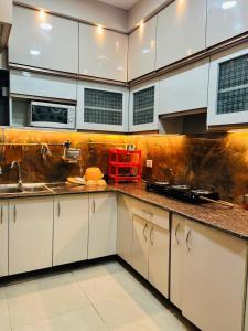 Night View Apartment