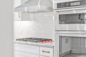 Good Times and Tan Lines